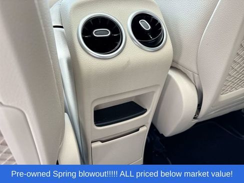 Used 2021 Mercedes-Benz GLB 250 4MATIC w/ Premium Package image 19