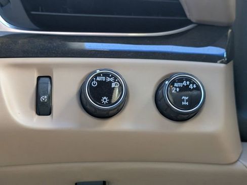 Used 2020 Cadillac Escalade Platinum w/ Escalade Sport Edition image 30