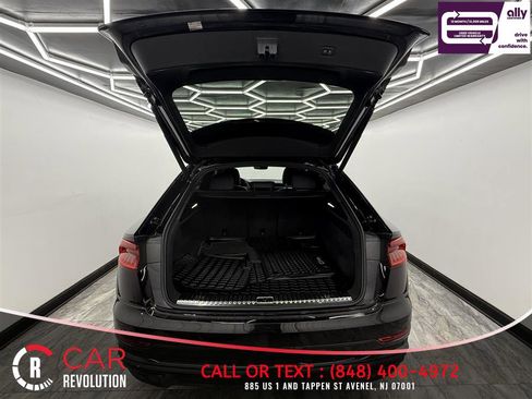 Used 2021 Audi Q8 Premium Plus w/ Premium Plus Package image 6