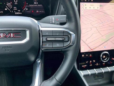 Used 2025 GMC Terrain Elevation AWD/4WD image 20