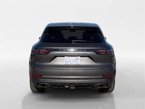Used 2019 Porsche Cayenne image 4