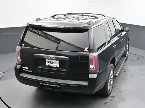 Used 2018 GMC Yukon Denali w/ Denali Ultimate Package AWD/4WD image 10