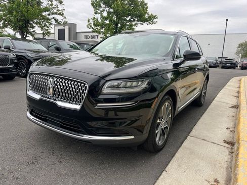 Certified 2023 Lincoln Nautilus Reserve w/ Equipment Group 201A AWD/4WD image 3