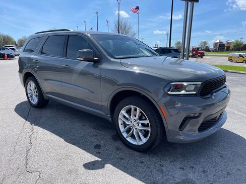 Used 2022 Dodge Durango GT image 2