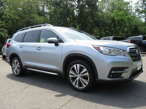 Used 2020 Subaru Ascent Limited w/ Technology Package AWD/4WD image 3