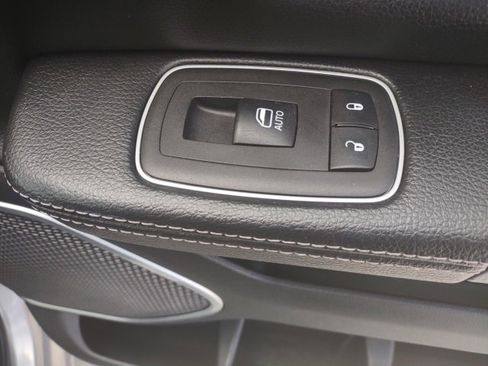 Used 2023 RAM 1500 Laramie image 43