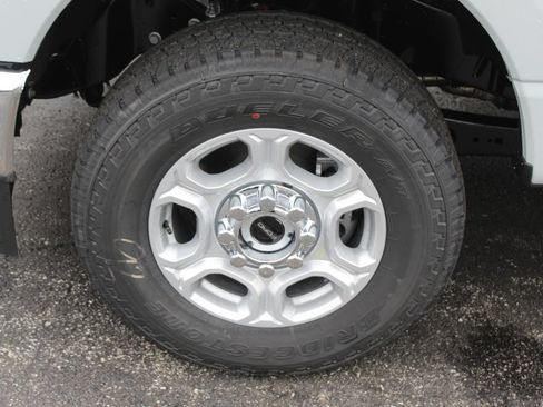 New 2026 Ford F350 XLT AWD/4WD image 3