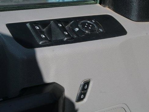 Used 2020 Ford F250 XLT w/ XLT Value Package image 14