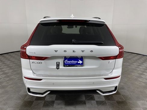 New 2024 Volvo XC60 T8 Plus w/ Protection Package Premier image 10