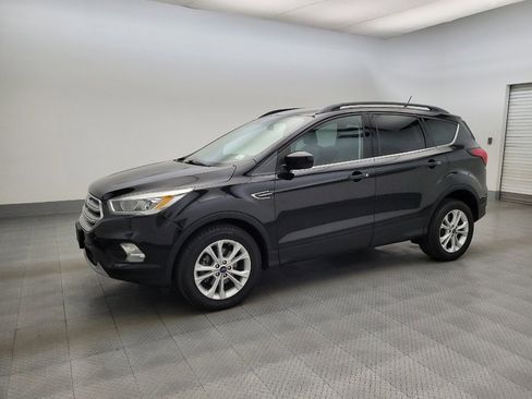 Used 2019 Ford Escape SEL FWD image 2