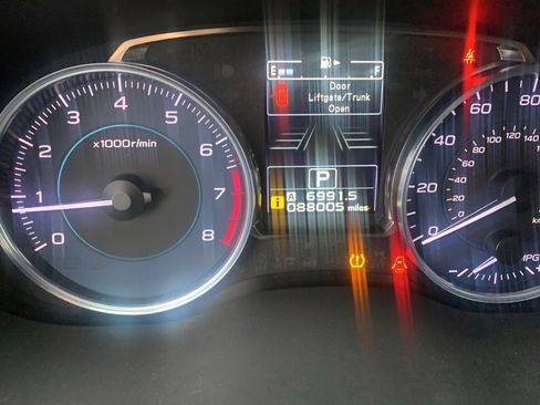 Used 2016 Subaru Crosstrek 2.0i Limited image 18