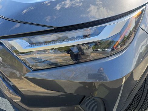 Used 2023 Toyota RAV4 LE image 27