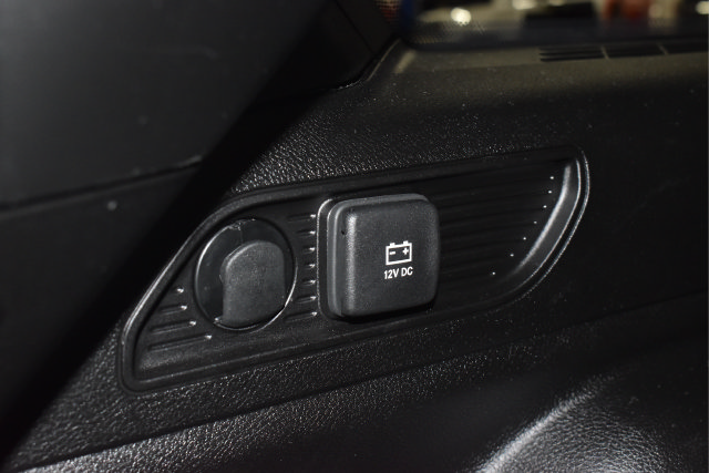 Used 2024 Jeep Grand Cherokee Altitude AWD/4WD image 12