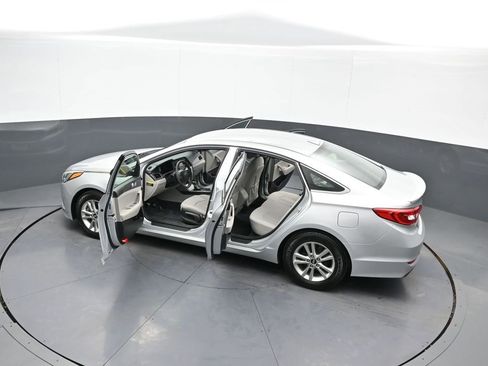 Used 2017 Hyundai Sonata SE image 43