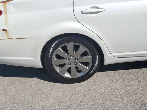 Used 2005 Toyota Avalon FWD image 5