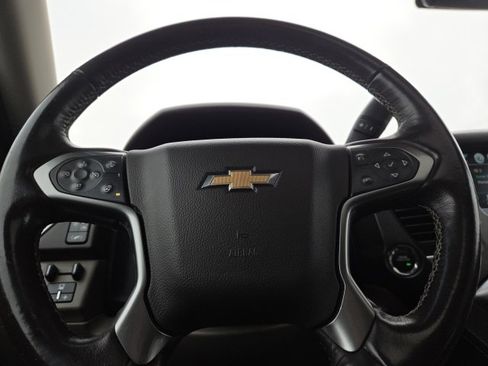 Used 2019 Chevrolet Suburban Premier image 20