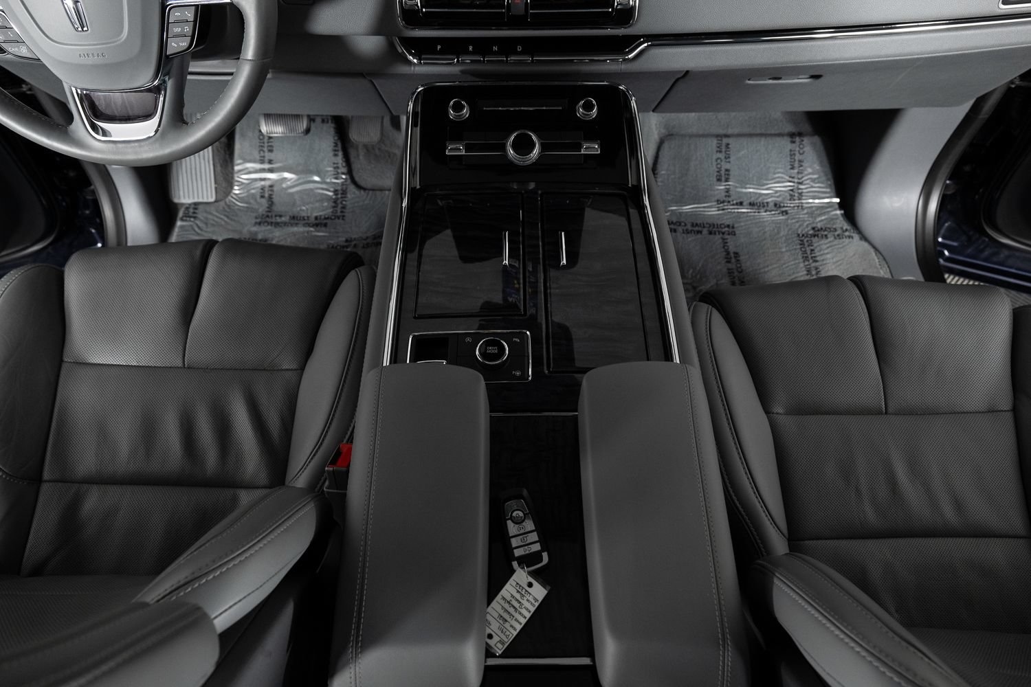 Used 2021 Lincoln Navigator Reserve w/ Cargo Convenience Package AWD/4WD image 42