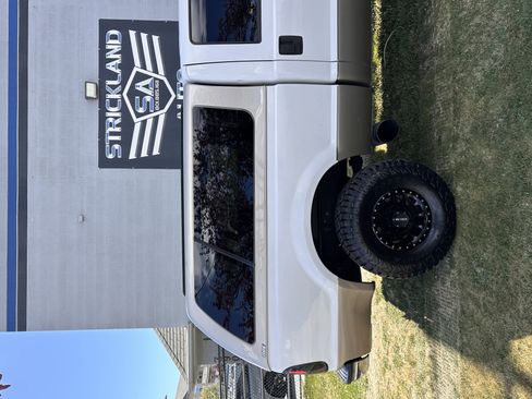 Used 2004 Ford F250 Lariat image 6