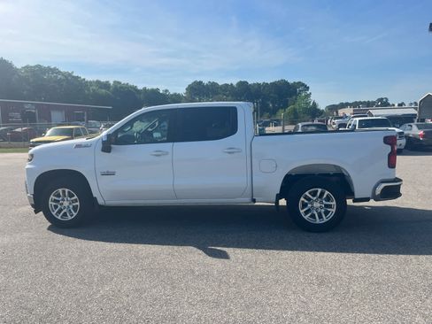 Used 2020 Chevrolet Silverado 1500 LT w/ Texas Edition image 4