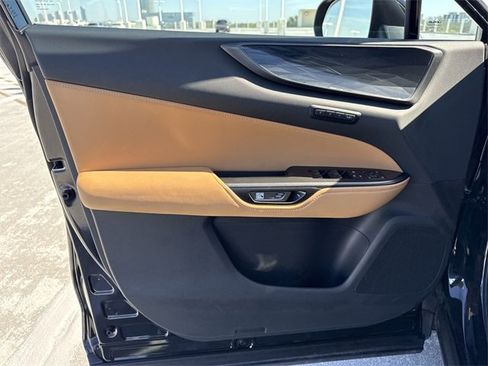 Certified 2024 Lexus NX 250 FWD w/ Premium Package image 13