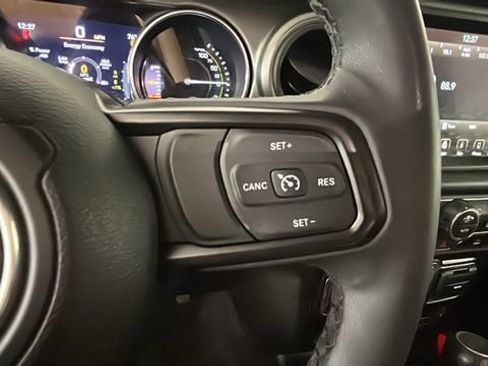 Used 2023 Jeep Wrangler Unlimited w/ Cold Weather Group AWD/4WD image 15
