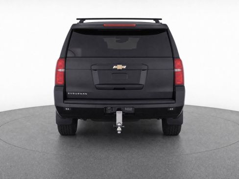 Used 2017 Chevrolet Suburban LT AWD/4WD image 27