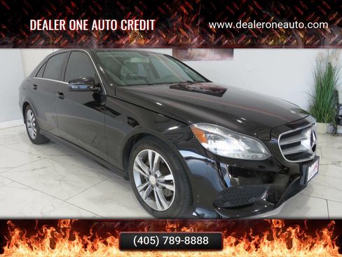 Used 2016 Mercedes-Benz E 350 Sedan w/ Premium Package image 1