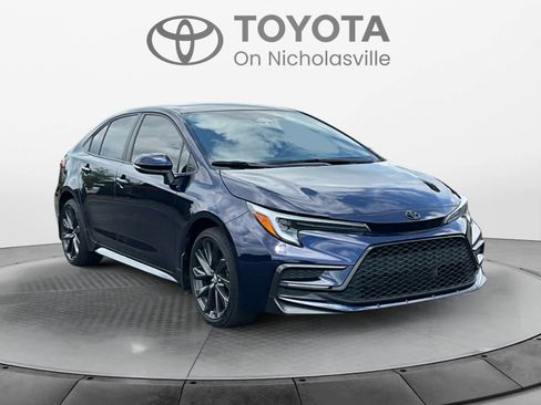 Used 2025 Toyota Corolla SE FWD image 7