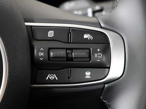 New 2025 Kia K5 EX image 23