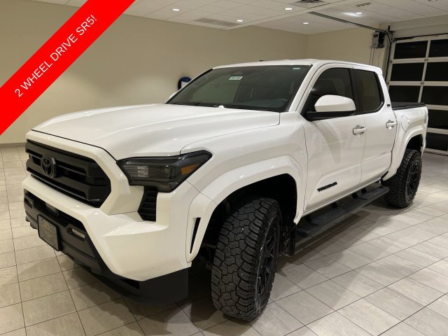 Used 2025 Toyota Tacoma SR5 RWD image 1