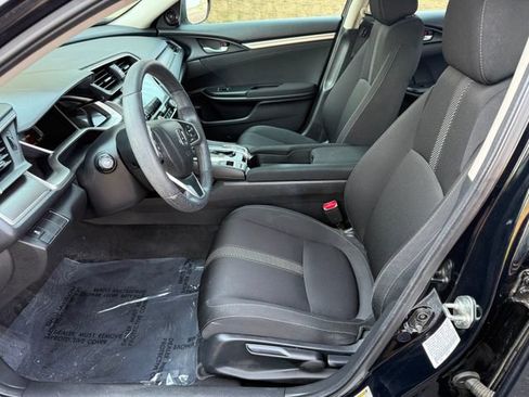 Used 2018 Honda Civic EX image 5