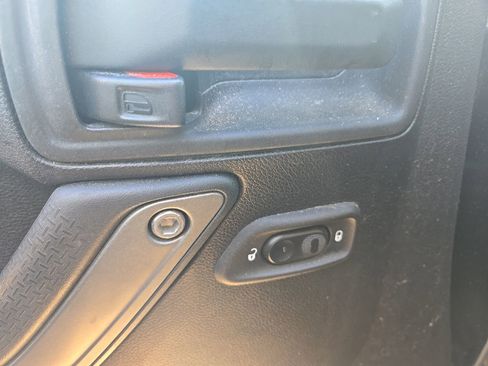 Used 2015 Jeep Wrangler Sport w/ Quick Order Package 24S AWD/4WD image 8