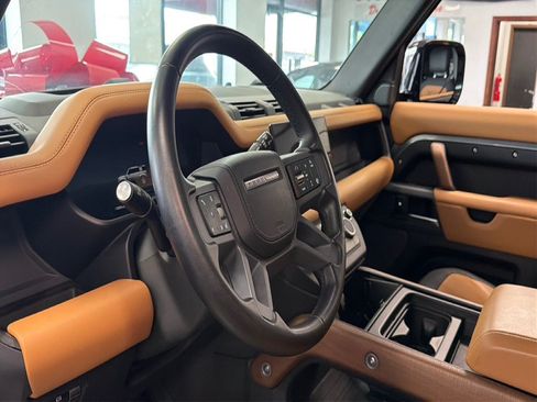 Used 2024 Land Rover Defender 110 X AWD/4WD image 23
