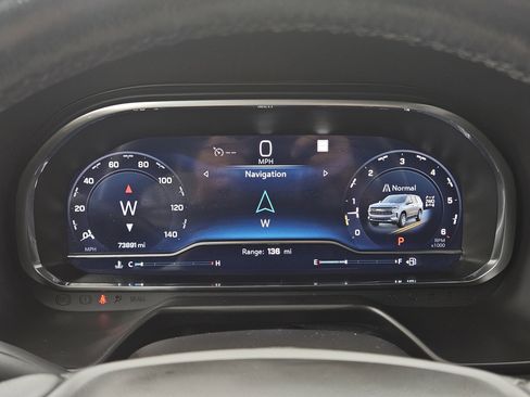 Used 2022 Chevrolet Tahoe Z71 w/ Luxury Package image 17