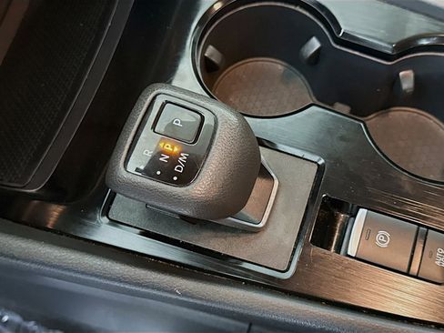 Used 2023 Nissan Rogue SV image 20