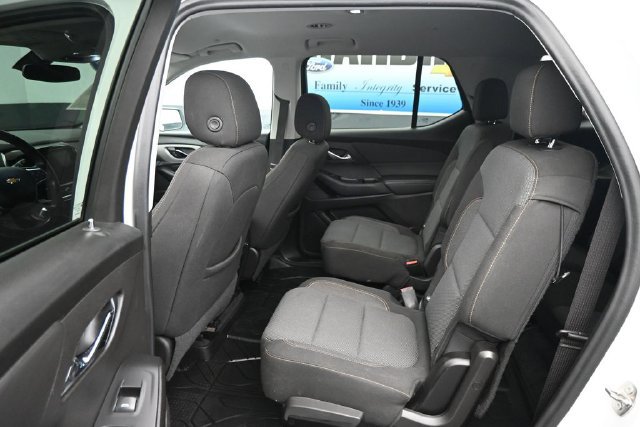 Used 2021 Chevrolet Traverse LT FWD image 10