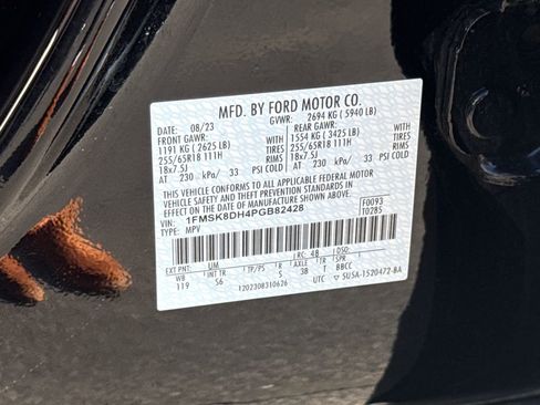 Used 2023 Ford Explorer XLT w/ Equipment Group 202A image 31