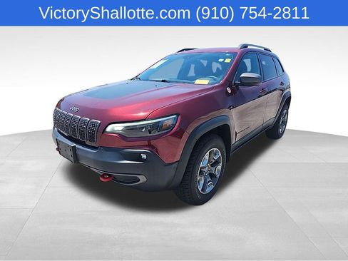 Used 2019 Jeep Cherokee Trailhawk AWD/4WD image 14
