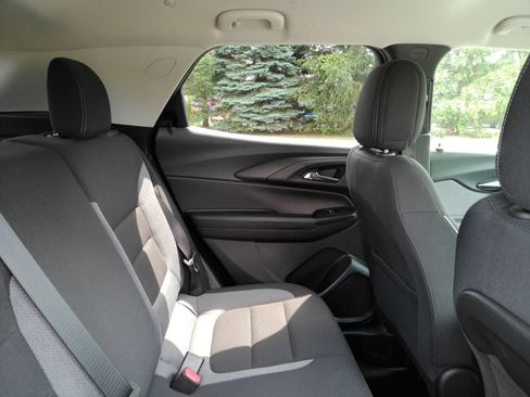 Certified 2023 Chevrolet TrailBlazer LT AWD/4WD image 19