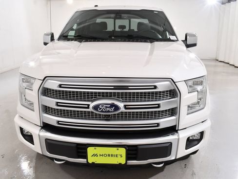 Used 2016 Ford F150 Platinum w/ Equipment Group 701A Luxury AWD/4WD image 3
