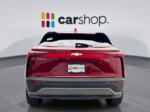 Used 2024 Chevrolet Blazer EV LT AWD/4WD image 4