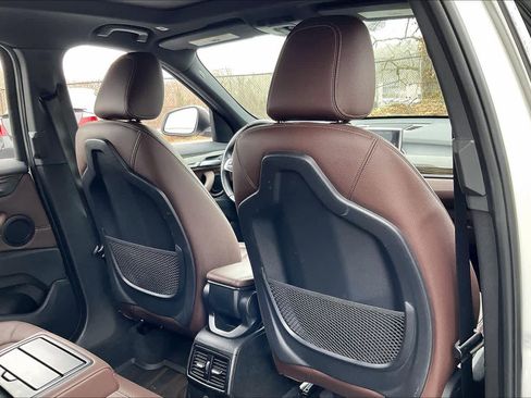 Used 2017 BMW X1 xDrive28i image 21