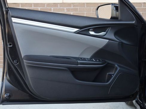 Used 2019 Honda Civic LX image 11