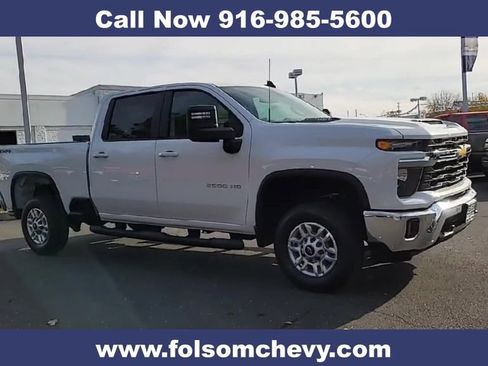 New 2026 Chevrolet Silverado 2500 LT image 2