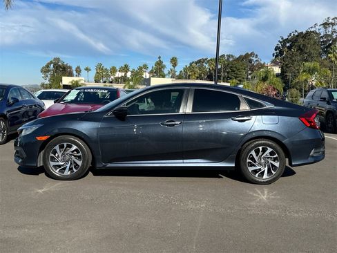 Used 2018 Honda Civic EX image 6
