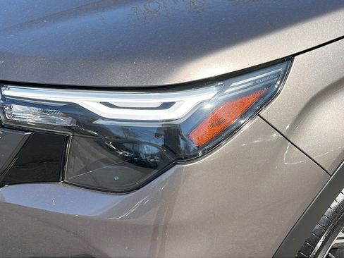 Certified 2025 Subaru Forester Premium image 8