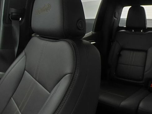Used 2024 Chevrolet Silverado 1500 High Country w/ Technology Package AWD/4WD image 12