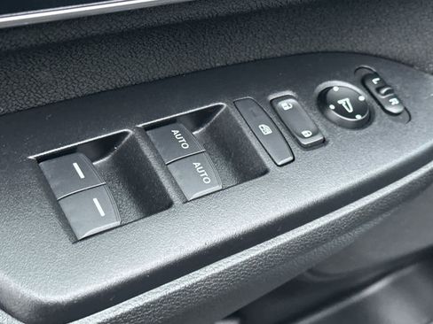 Used 2021 Honda CR-V EX image 13