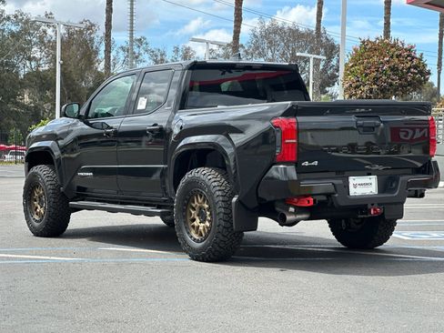 New 2026 Toyota Tacoma SR5 AWD/4WD image 3