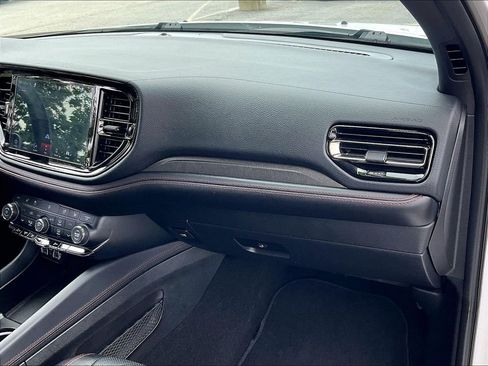 Used 2024 Dodge Durango GT AWD/4WD image 12